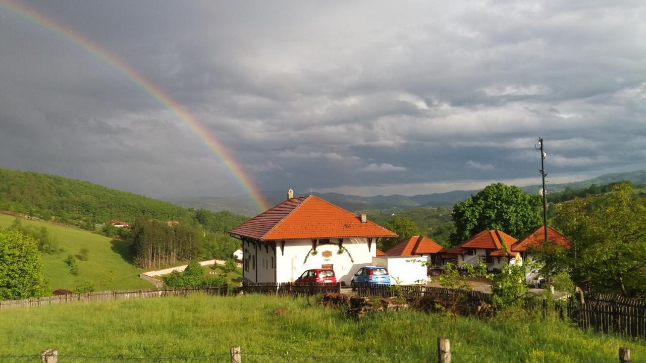 Bed and Breakfast Etno Selo Lelic Valjevo Zewnętrze zdjęcie