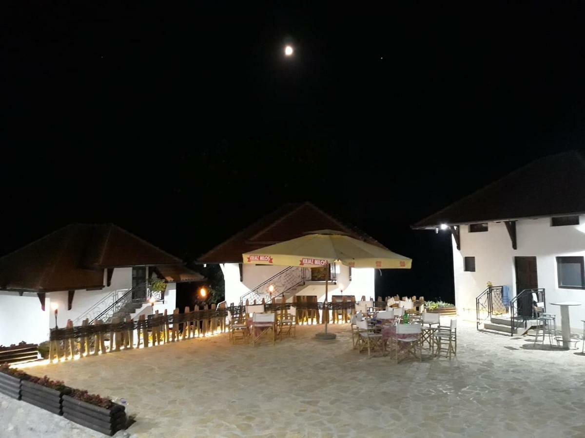 Bed and Breakfast Etno Selo Lelic Valjevo Zewnętrze zdjęcie